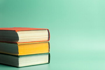 乒乓球正手平击发球的要点是什么？