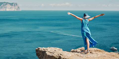 乒乓球正手平击发球的要点是什么？