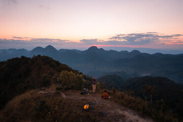 乒乓球拍（横拍）反手长胶的打法